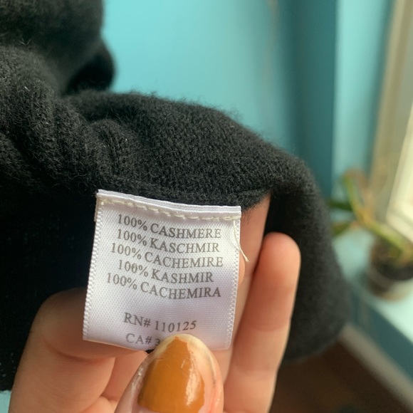 Cashmere sweater top - Picture 8 of 8